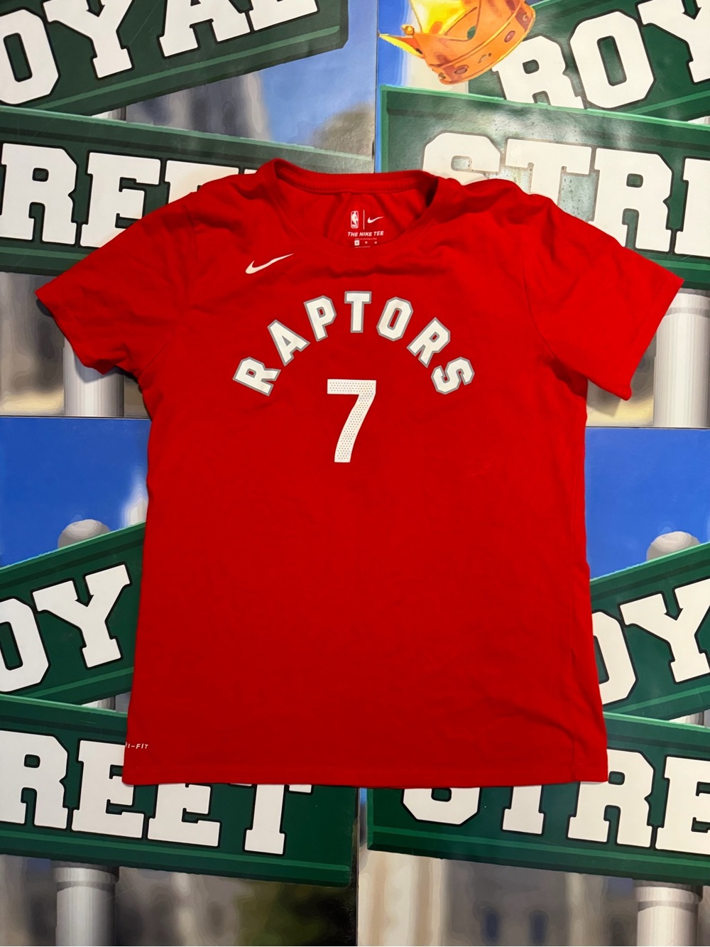 Nike women’s Toronto Raptors Red #7 Kyle Lowry Tee